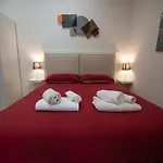 Private Suite For Couple Into City Centre Near Amalfi Coast & Salerno\'S Top Attactions