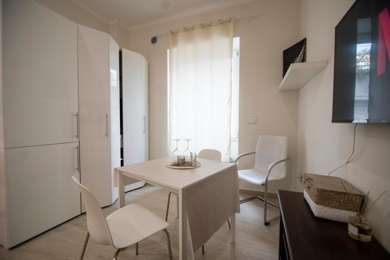 Appartamento Private For Couple Into Centre Near Amalfi Coast & Salerno's Attactions Salerno
